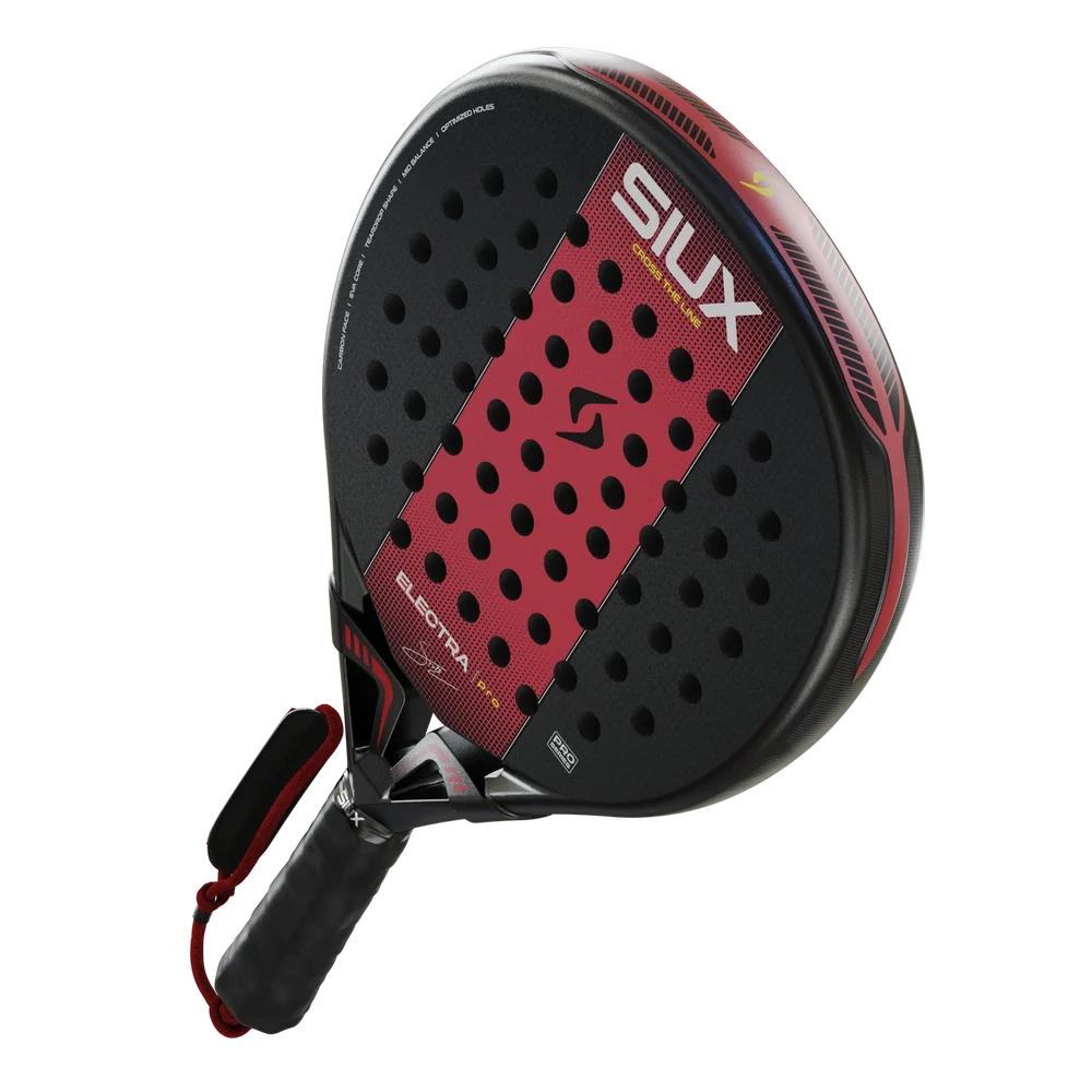 Vooraanzicht zwarte padel racket met een rode verticale streep door het midden. Bovenaan staat het merk Siux in witte letters.