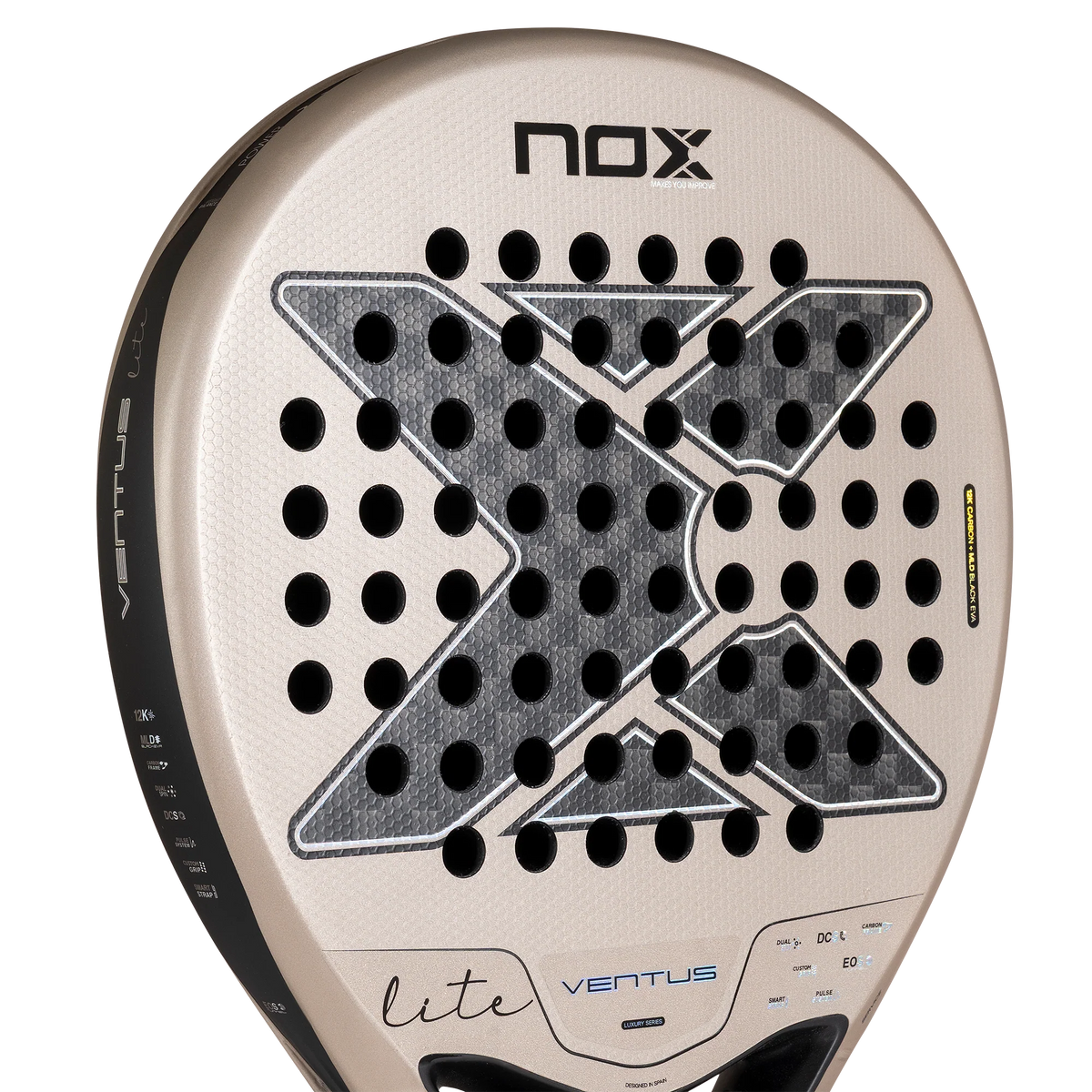 Detail slagoppervlak bronzen padel racket Nox Ventus Light 12k 2027