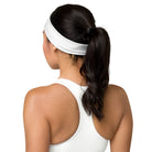 Achterzijde witte elastische haarband met zwart logo pace (twee gekruiste rackets)